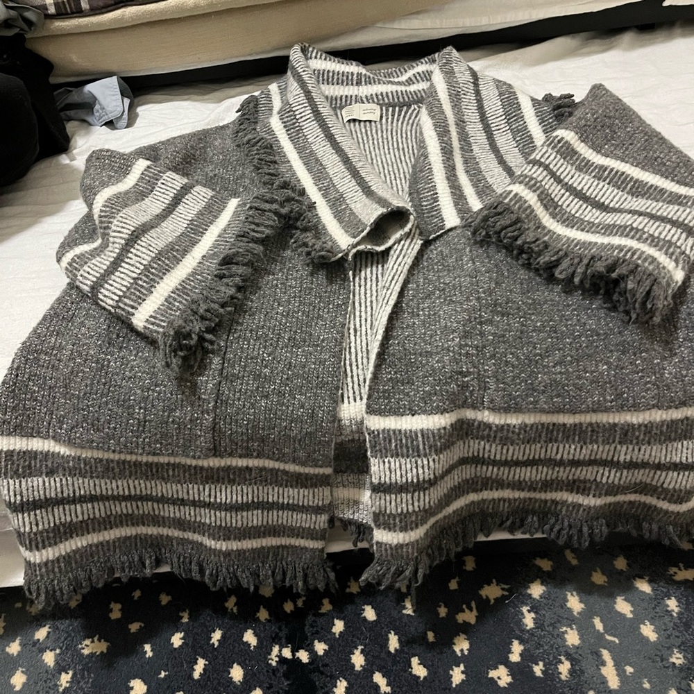 Anthropology Saturday/Sunday super cozy gray shrug